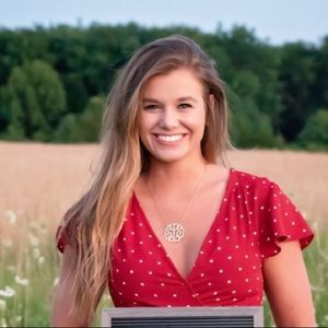 Meet your Posher, Shelby